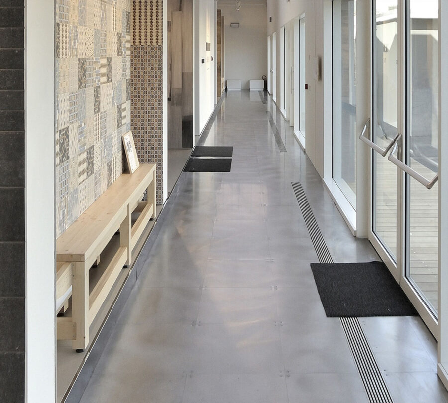 4. SM02 Evolution Floor REFERENZA 1 1